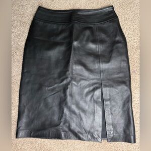 Apostrophe Black Leather Pencil Skirt